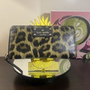Kate Spade Wallet!
